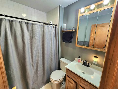 Tiny photo for 1208 2nd St, Hull, IA 51239 (MLS # 831528)