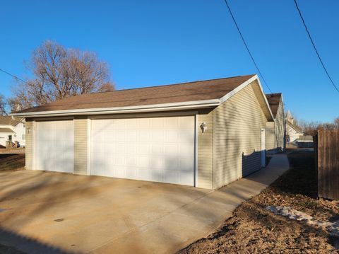 Tiny photo for 1208 2nd St, Hull, IA 51239 (MLS # 831528)