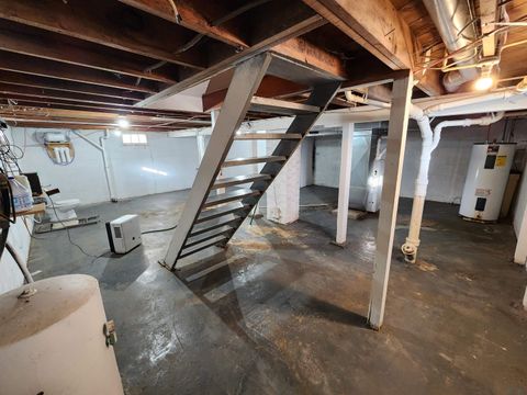 Tiny photo for 1208 2nd St, Hull, IA 51239 (MLS # 831528)