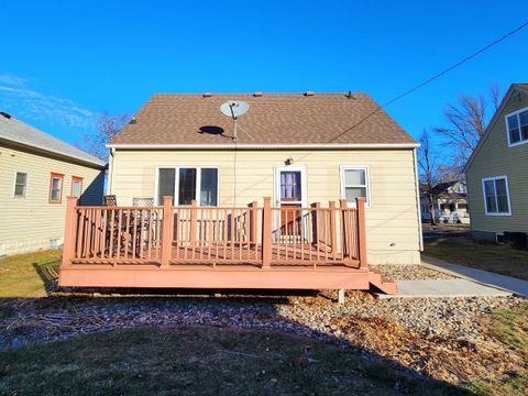 Tiny photo for 1208 2nd St, Hull, IA 51239 (MLS # 831528)