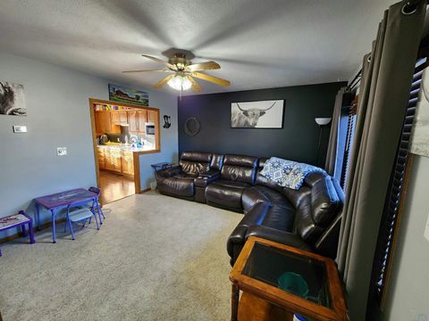 Tiny photo for 1208 2nd St, Hull, IA 51239 (MLS # 831528)