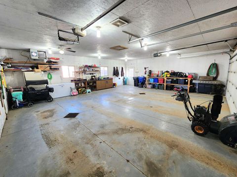 Tiny photo for 1208 2nd St, Hull, IA 51239 (MLS # 831528)