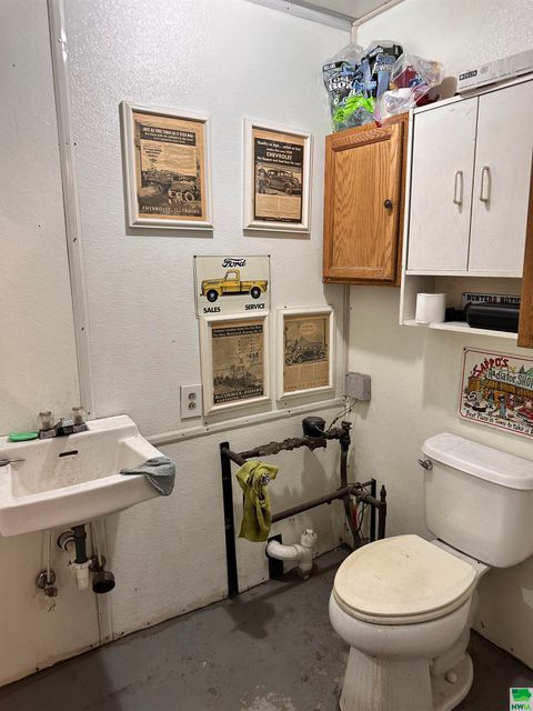 Tiny photo for 119 7th Street NW St, Sioux Center, IA 51250 (MLS # 824698)