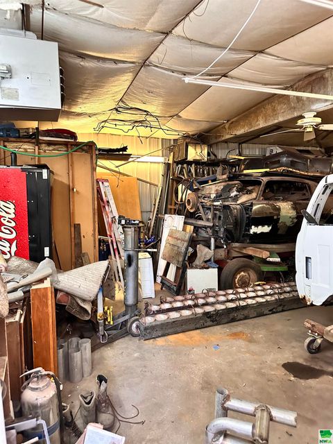 Tiny photo for 119 7th Street NW St, Sioux Center, IA 51250 (MLS # 824698)