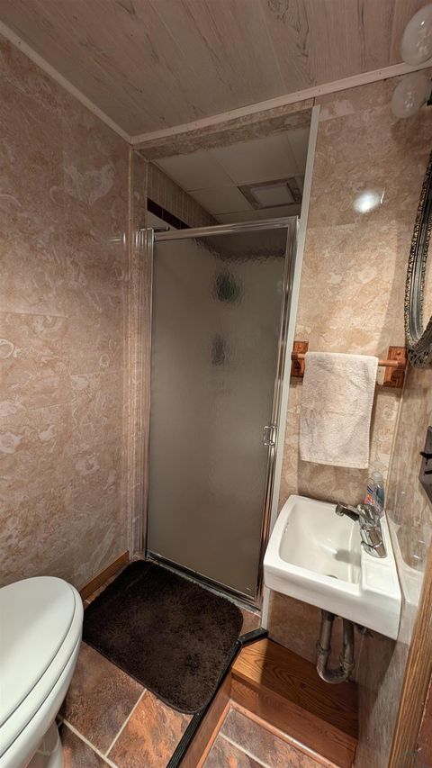 Tiny photo for 234 2nd Ave NE Ave, Sioux Center, IA 51250 (MLS # 832230)