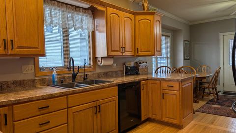 Tiny photo for 234 2nd Ave NE Ave, Sioux Center, IA 51250 (MLS # 832230)