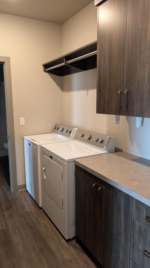 Tiny photo for 1351 13th Ave SE, Sioux Center, IA 51250 (MLS # 832476)