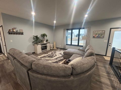 Tiny photo for 936 14th Street Circle NE, Sioux Center, IA 51250 (MLS # 832031)