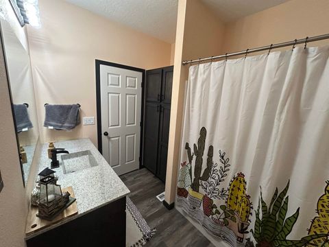 Tiny photo for 936 14th Street Circle NE, Sioux Center, IA 51250 (MLS # 832031)