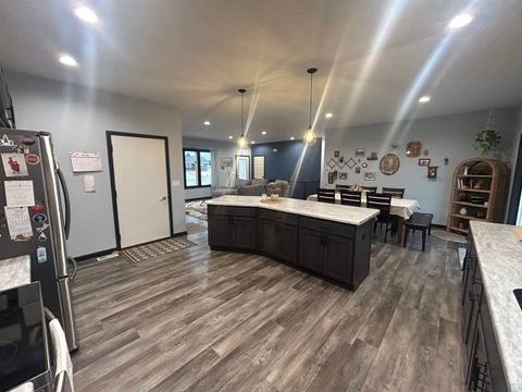 Tiny photo for 936 14th Street Circle NE, Sioux Center, IA 51250 (MLS # 832031)