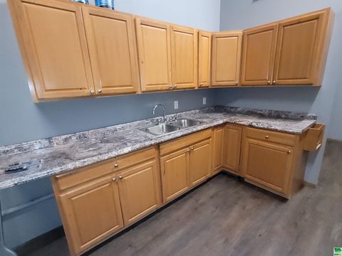 Tiny photo for 101 N Runger Ave #Suite G, Sheldon, IA 51201 (MLS # 821747)