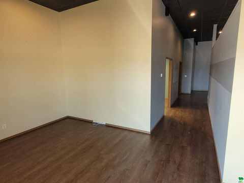 Tiny photo for 101 N Runger Ave #Suite G, Sheldon, IA 51201 (MLS # 821747)