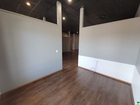 Tiny photo for 101 N Runger Ave #Suite G, Sheldon, IA 51201 (MLS # 821747)
