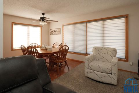 Tiny photo for 1612 Linden Street, Hull, IA 51239 (MLS # 830948)