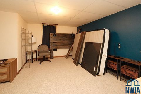 Tiny photo for 1612 Linden Street, Hull, IA 51239 (MLS # 830948)