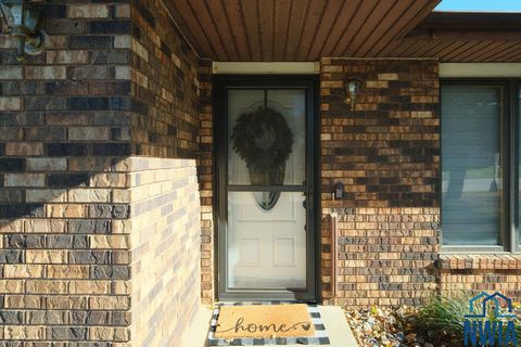 Tiny photo for 1612 Linden Street, Hull, IA 51239 (MLS # 830948)