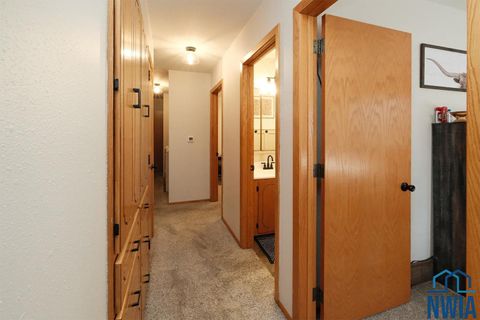 Tiny photo for 1612 Linden Street, Hull, IA 51239 (MLS # 830948)