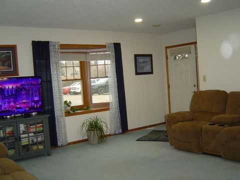 Tiny photo for 708 2nd St. SE #112 St, Orange City, IA 51041 (MLS # 832032)