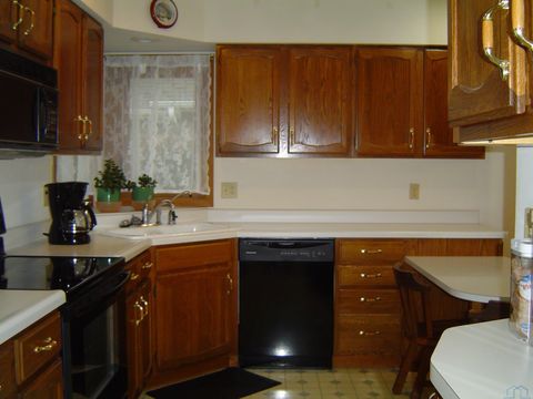 Tiny photo for 708 2nd St. SE #112 St, Orange City, IA 51041 (MLS # 832032)