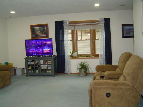 Tiny photo for 708 2nd St. SE #112 St, Orange City, IA 51041 (MLS # 832032)