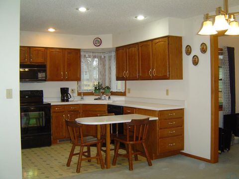 Tiny photo for 708 2nd St. SE #112 St, Orange City, IA 51041 (MLS # 832032)