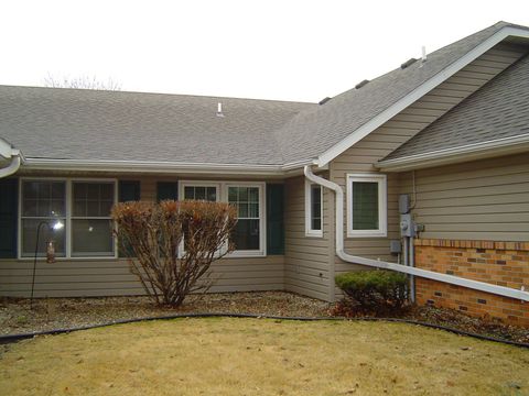 Tiny photo for 708 2nd St. SE #112 St, Orange City, IA 51041 (MLS # 832032)