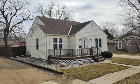Tiny photo for 715 9th Ave, Sheldon, IA 51201 (MLS # 832144)