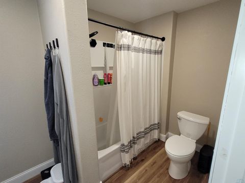 Tiny photo for 715 9th Ave, Sheldon, IA 51201 (MLS # 832144)