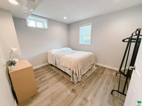 Tiny photo for 211 Albany Ave SE Ave, Orange City, IA 51041 (MLS # 830000)