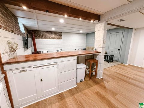 Tiny photo for 211 Albany Ave SE Ave, Orange City, IA 51041 (MLS # 830000)