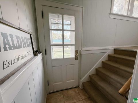 Tiny photo for 211 Albany Ave SE Ave, Orange City, IA 51041 (MLS # 830000)