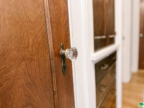 Tiny photo for 211 Albany Ave SE Ave, Orange City, IA 51041 (MLS # 830000)