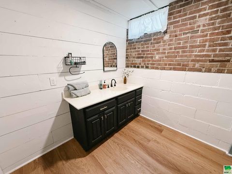 Tiny photo for 211 Albany Ave SE Ave, Orange City, IA 51041 (MLS # 830000)