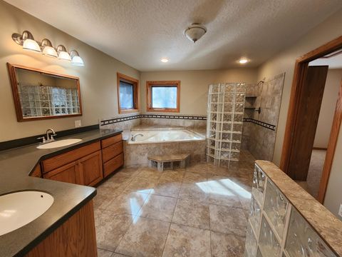 Tiny photo for 3099B Nest Avenue, Sheldon, IA 51201 (MLS # 830857)