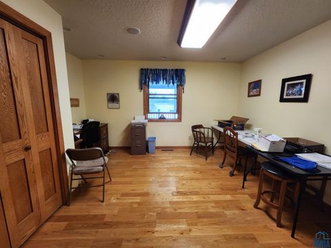 Tiny photo for 3099B Nest Avenue, Sheldon, IA 51201 (MLS # 830857)