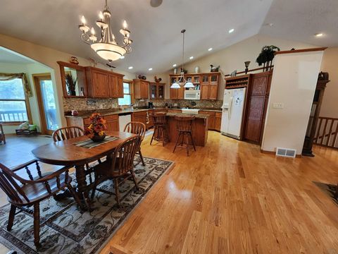 Tiny photo for 3099B Nest Avenue, Sheldon, IA 51201 (MLS # 830857)