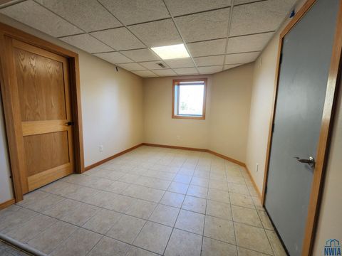 Tiny photo for 3099B Nest Avenue, Sheldon, IA 51201 (MLS # 830857)