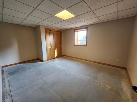Tiny photo for 3099B Nest Avenue, Sheldon, IA 51201 (MLS # 830857)