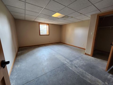 Tiny photo for 3099B Nest Avenue, Sheldon, IA 51201 (MLS # 830857)