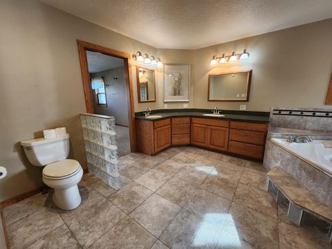 Tiny photo for 3099B Nest Avenue, Sheldon, IA 51201 (MLS # 830857)