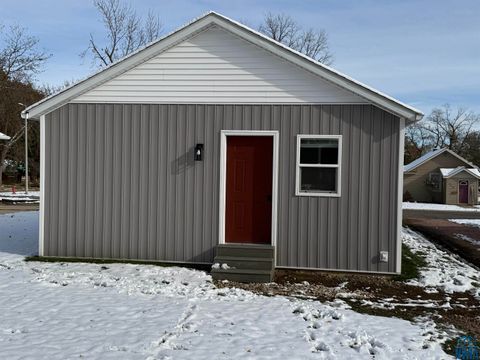 Tiny photo for 518 Boston Ave NE Ave, Orange City, IA 51041 (MLS # 830929)