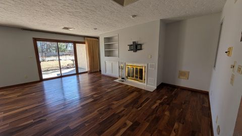 Tiny photo for 438 12th Avenue Cir NE #B, Sioux Center, IA 51250 (MLS # 831997)