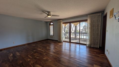 Tiny photo for 438 12th Avenue Cir NE #B, Sioux Center, IA 51250 (MLS # 831997)