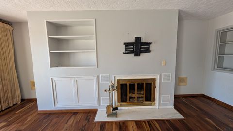 Tiny photo for 438 12th Avenue Cir NE #B, Sioux Center, IA 51250 (MLS # 831997)