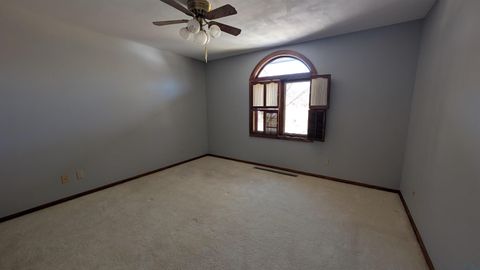 Tiny photo for 438 12th Avenue Cir NE #B, Sioux Center, IA 51250 (MLS # 831997)