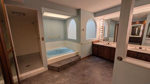 Tiny photo for 438 12th Avenue Cir NE #B, Sioux Center, IA 51250 (MLS # 831997)