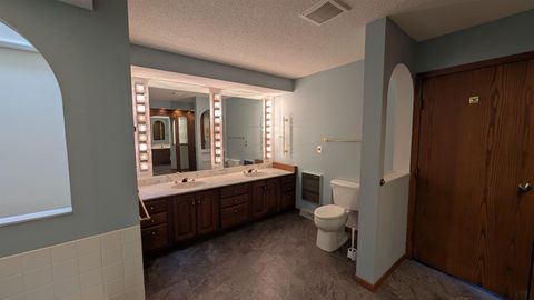 Tiny photo for 438 12th Avenue Cir NE #B, Sioux Center, IA 51250 (MLS # 831997)