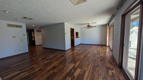 Tiny photo for 438 12th Avenue Cir NE #B, Sioux Center, IA 51250 (MLS # 831997)