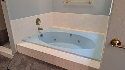 Tiny photo for 438 12th Avenue Cir NE #B, Sioux Center, IA 51250 (MLS # 831997)