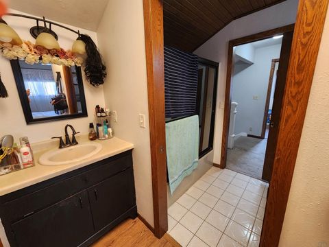 Tiny photo for 710 Central Ave NW Ave, Orange City, IA 51041 (MLS # 831895)